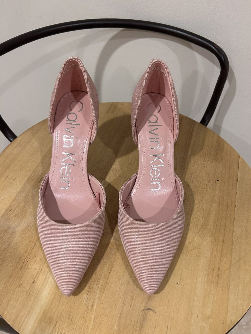 Calvin Klein Gloria Pump - Size 7